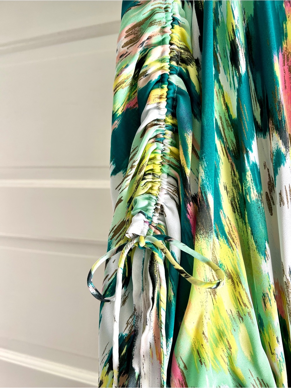 PLUS SIZE ABSTRACT PRINT MAXI DRESS - Picture 5 of 10